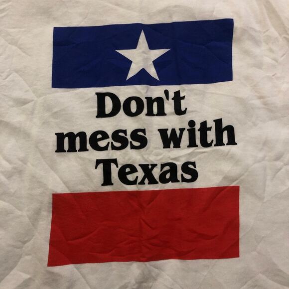 Men's White ‘Don't Mess With Texas’ Flag Graphic Tee - Picture 3 of 4